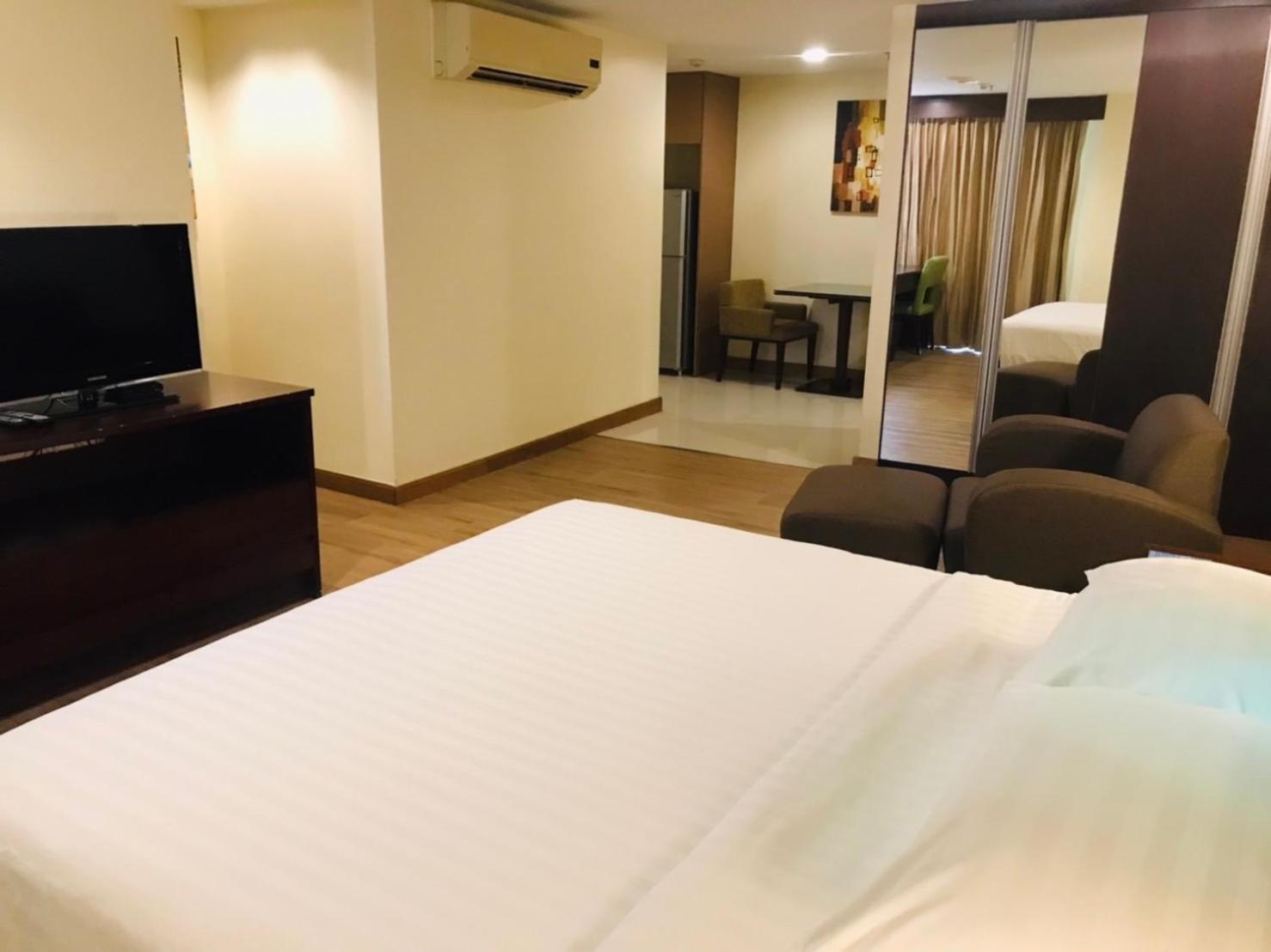 Lohas Residences Sukhumvit 2 Bangkok Oda fotoğraf